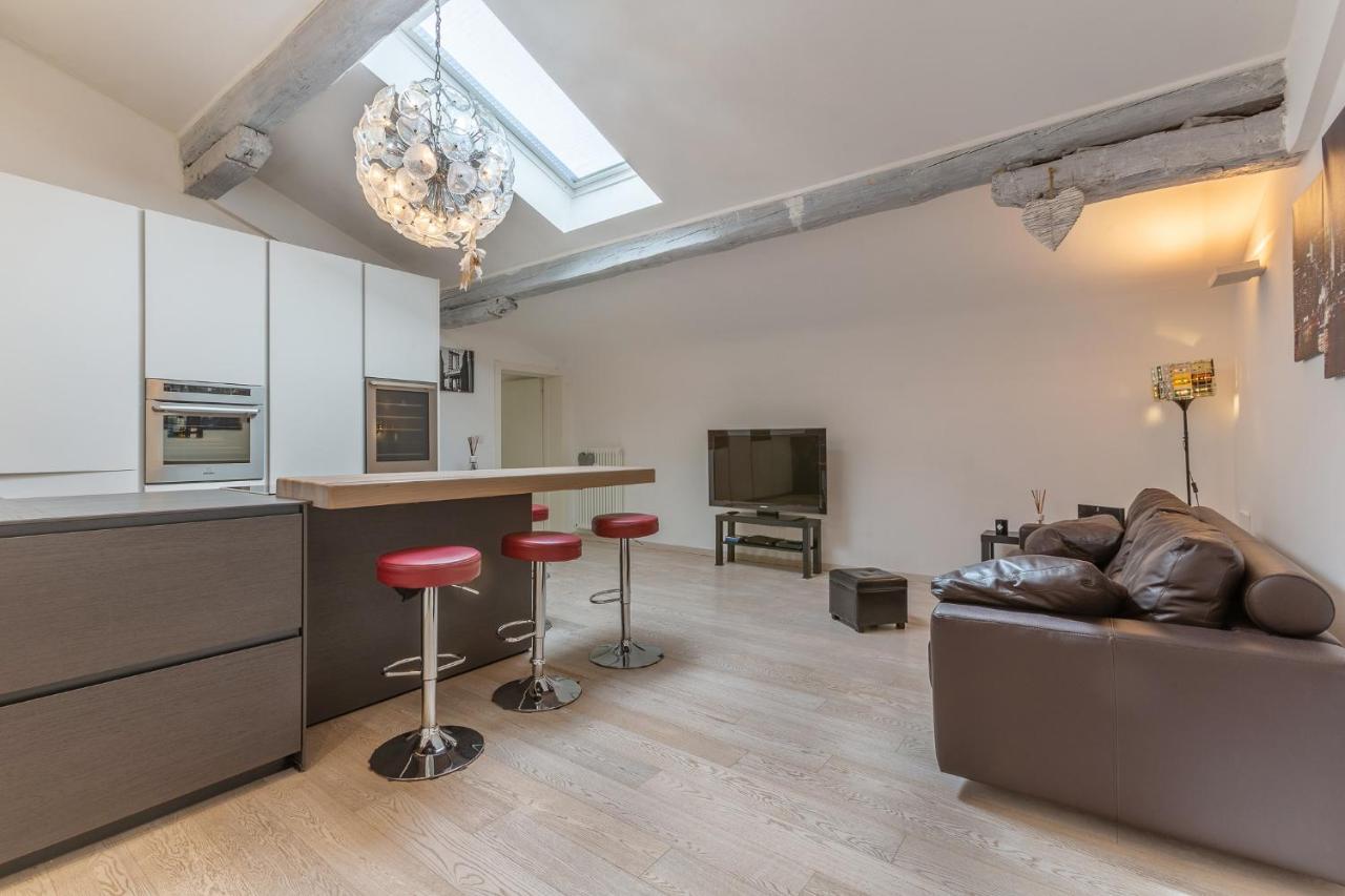 Bologna Santo Stefano Art & Design Apartment ภายนอก รูปภาพ