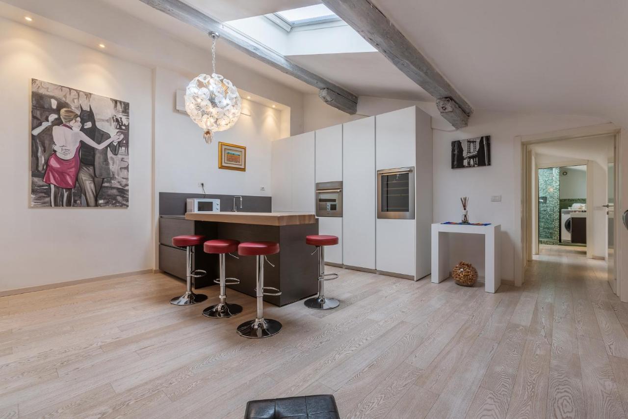 Bologna Santo Stefano Art & Design Apartment ภายนอก รูปภาพ