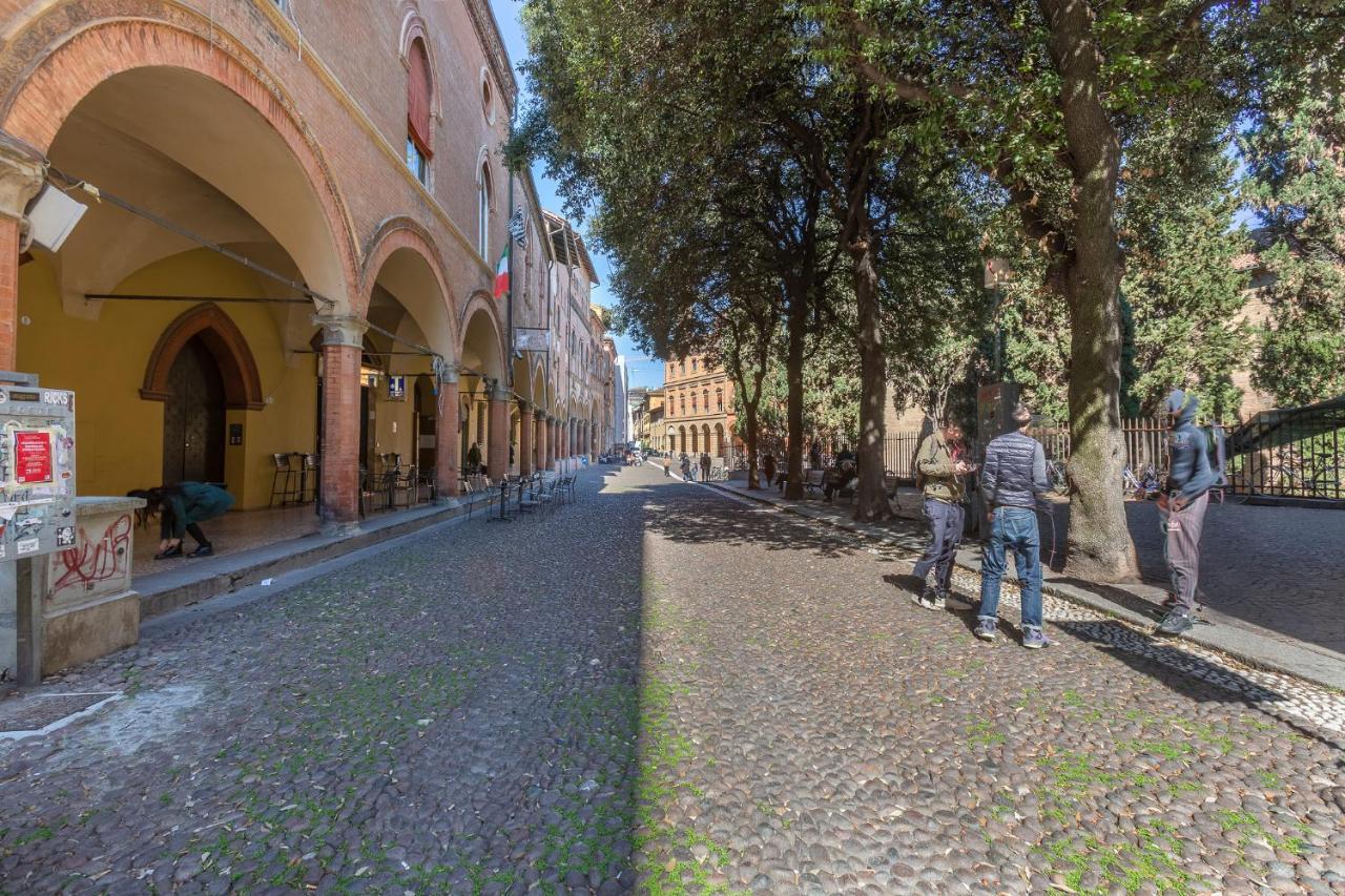 Bologna Santo Stefano Art & Design Apartment ภายนอก รูปภาพ